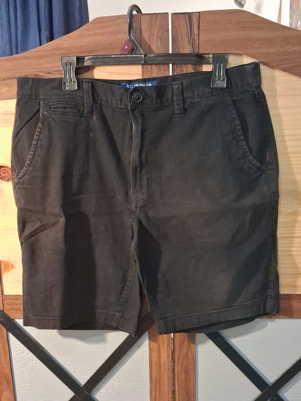 Arizona Jean Company Men's Black Flat-Front Shorts